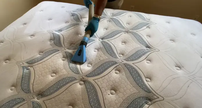 How to Get Vinegar Smell Out of Mattress