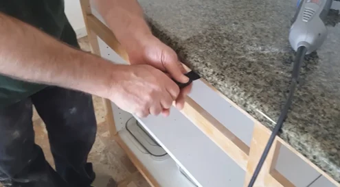 How to Remove Silicone from Granite