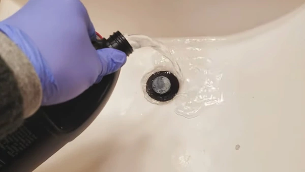 Buying Guide for The Best Drain Cleaner for Black Sludge