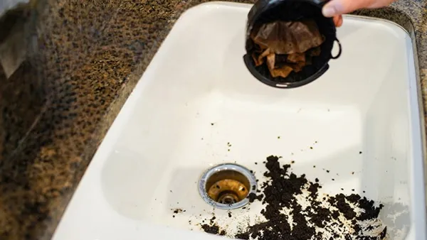 What are the Consequences of Throwing Tea Leaves in Drains