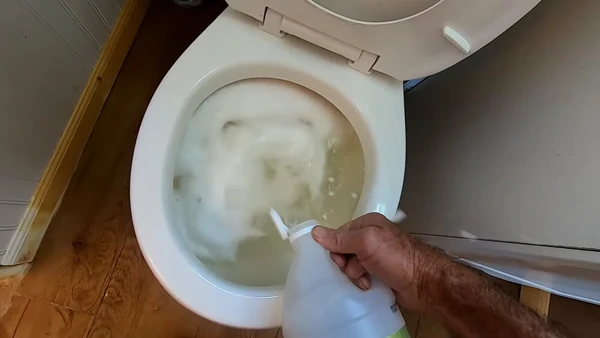 Cons of Using a Chemical Drain Cleaner in a Toilet
