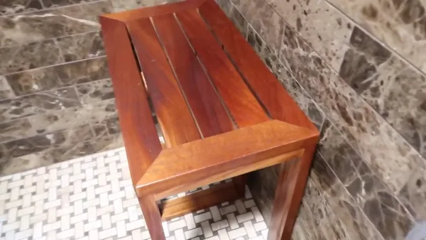 How to Keep a Teak Shower Bench From Mildewing