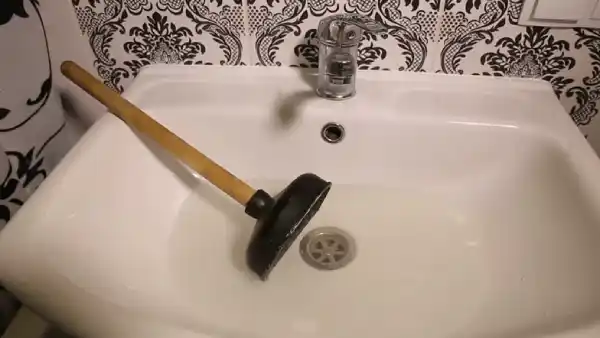 What Causes Bathroom Sink Drain Black Mold