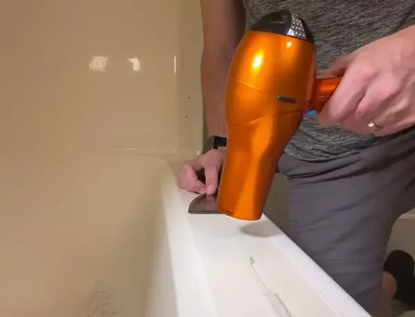 Heat the Foil With a Hairdryer