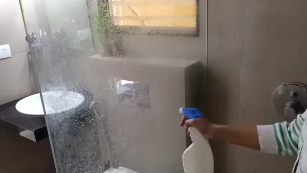 cleaning glass