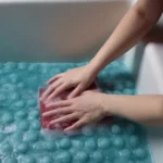 How to Clean Rubber Bathtub Mat