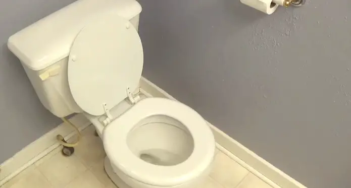 What Causes Water in Toilet Bowl to Move